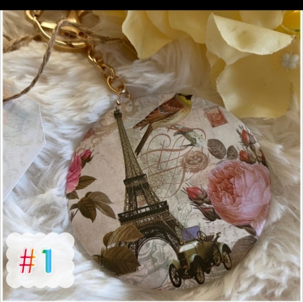 Vanity Mirror Keychains. - Picture 6 of 9